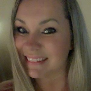 Meet your Posher, Valerie